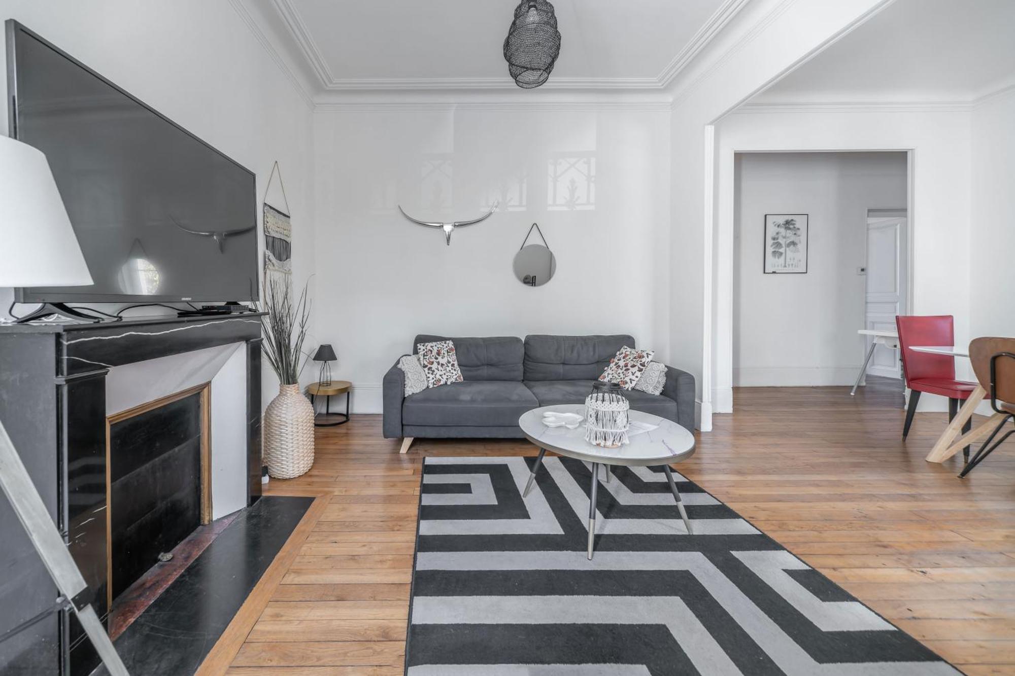 Residence Epinat II - Appartements Centre - Parking Vichy Room photo